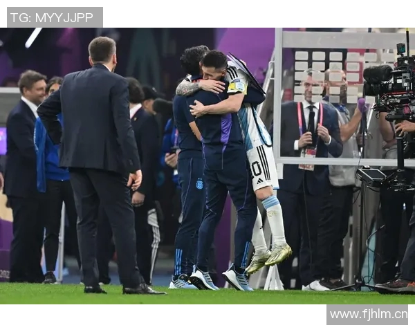 斯卡洛尼谈梅西世界杯参赛决定及欧美杯时间安排问题