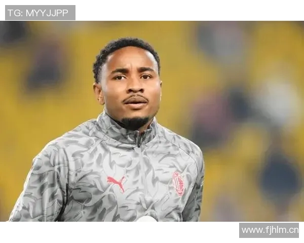 恩昆库重返米兰合练奇克继续进行单独训练 恩昆库重返米兰合练奇克继续进行单独训练